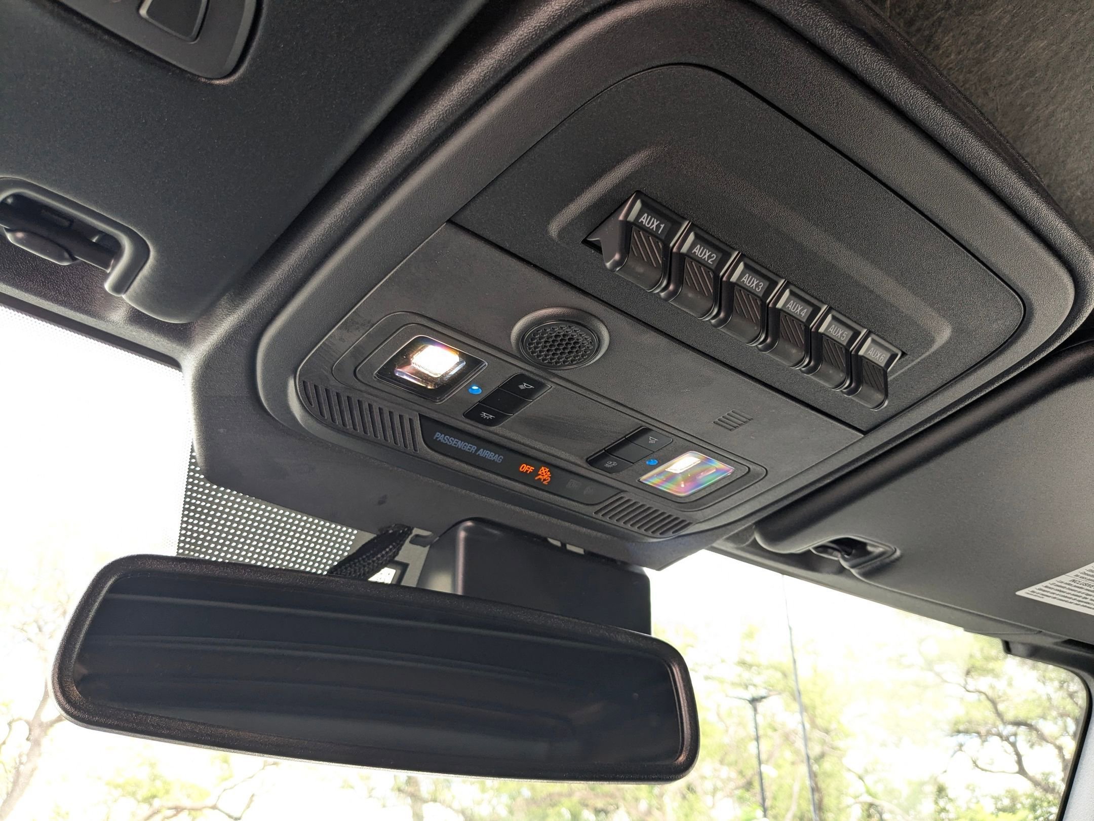 Used 2024 Gray Metallic Ford Badlands image 21