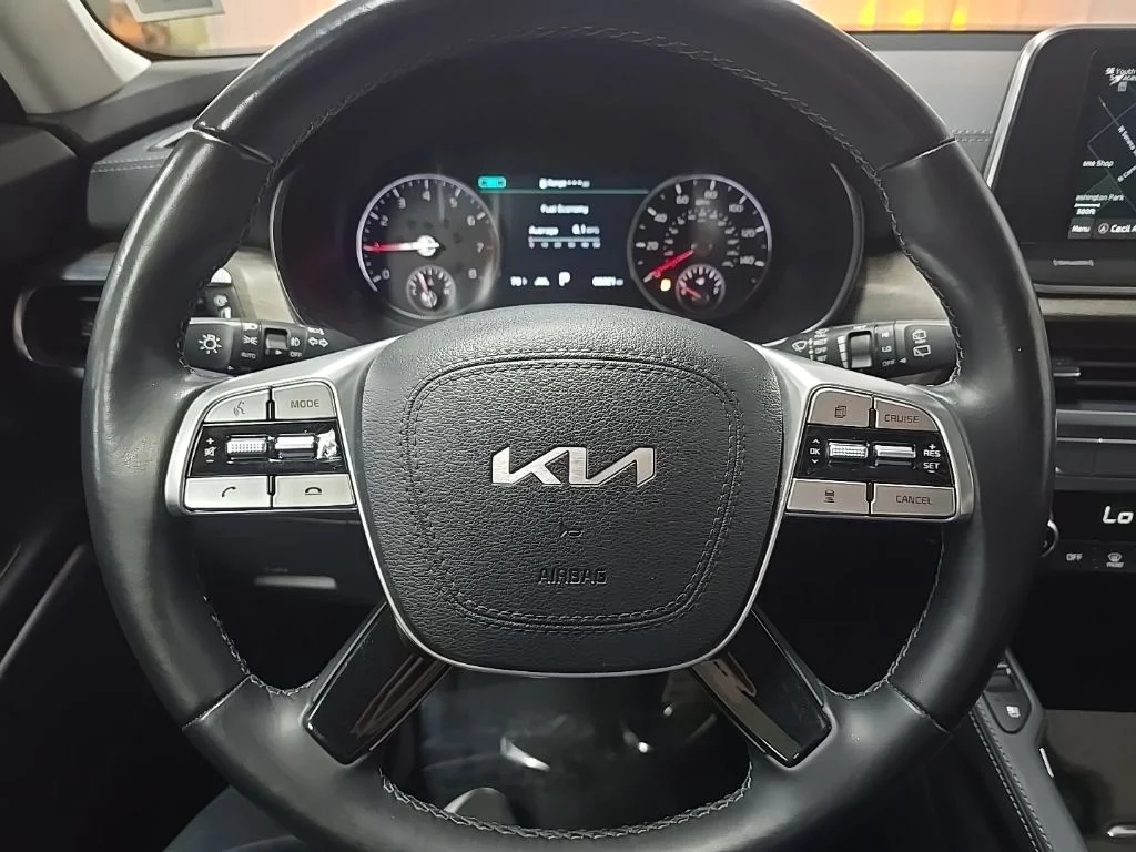 Used 2022  Kia SX image 20