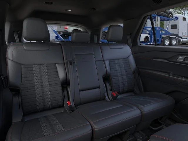 New 2026 Star White Metallic Tri-Coat Ford ST-Line image 37