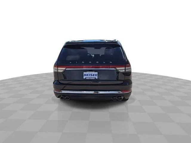 Used 2023 Black Lincoln Reserve image 7
