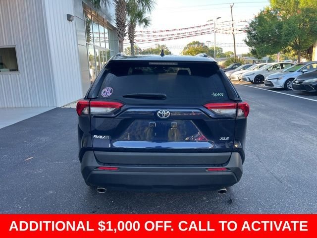 Used 2023  Toyota XLE Premium image 35