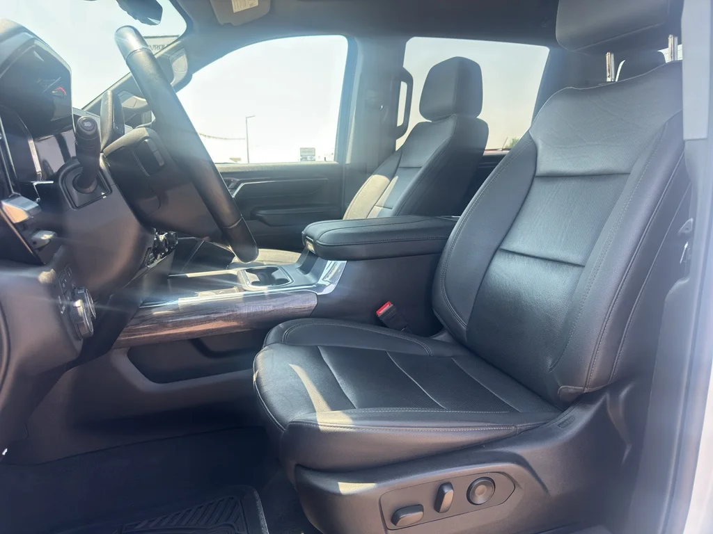 Used 2024 Summit White Chevrolet LTZ image 14