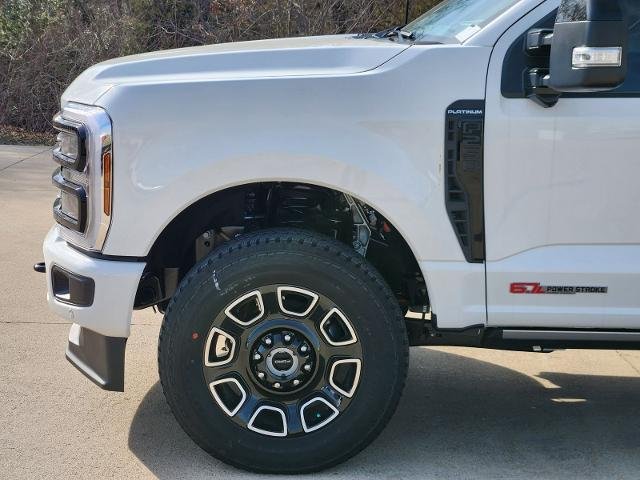 New 2026 Star White Metallic Tri-Coat Ford F-250® Platinum® image 29
