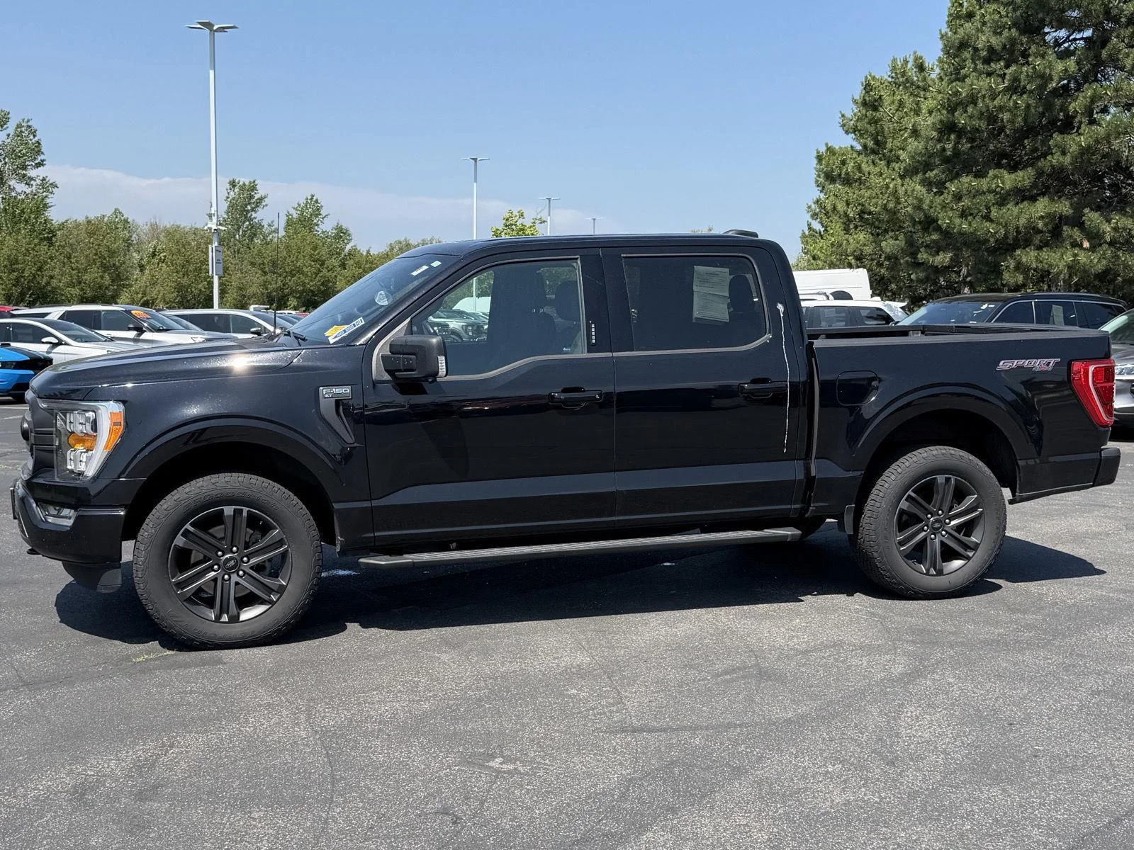 Used 2022 Agate Black Ford XLT image 4