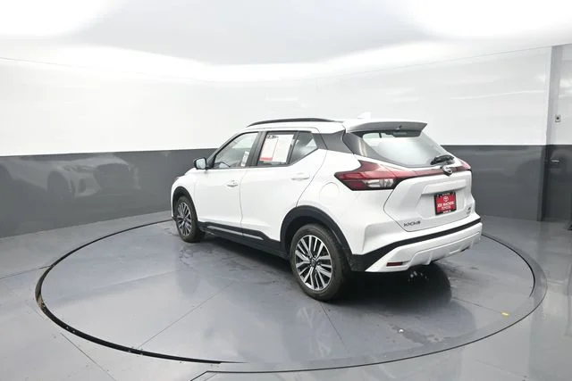 Used 2024 White Nissan SR image 80
