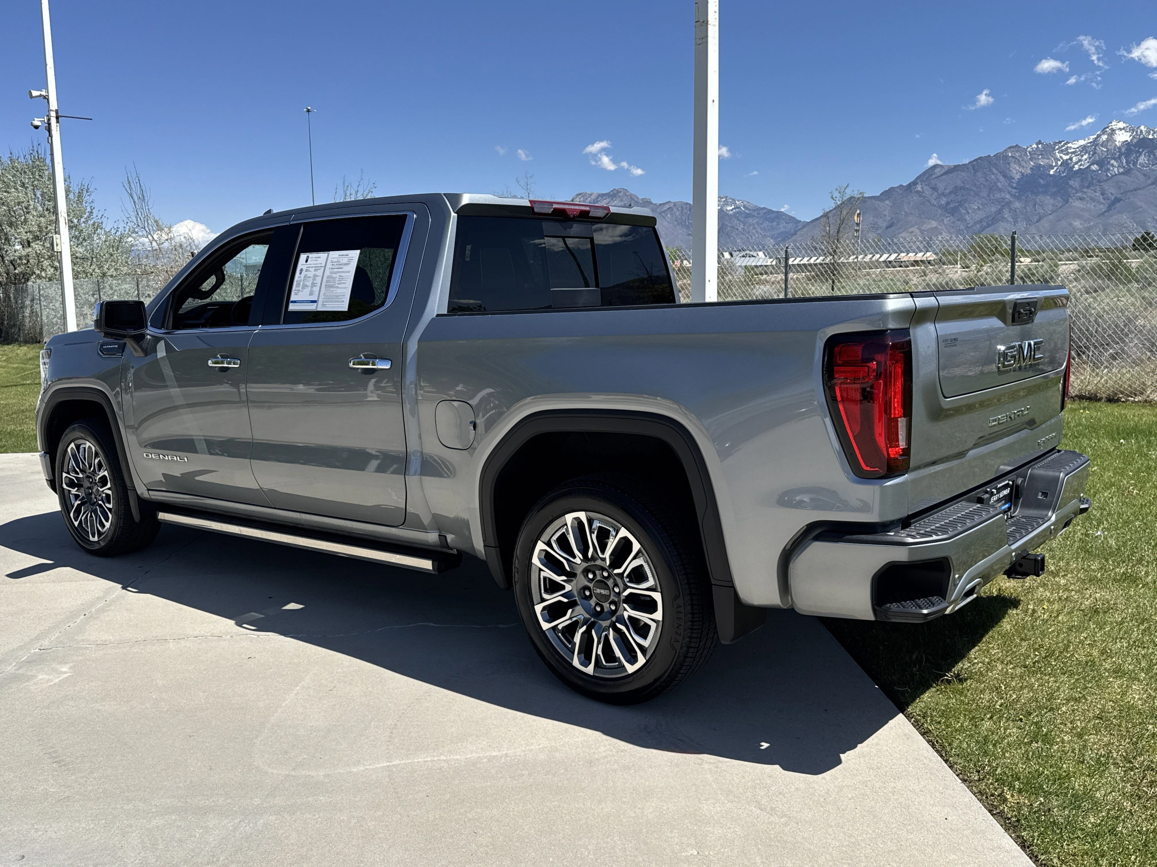 Used 2025 Sterling Metallic GMC Denali Ultimate image 3