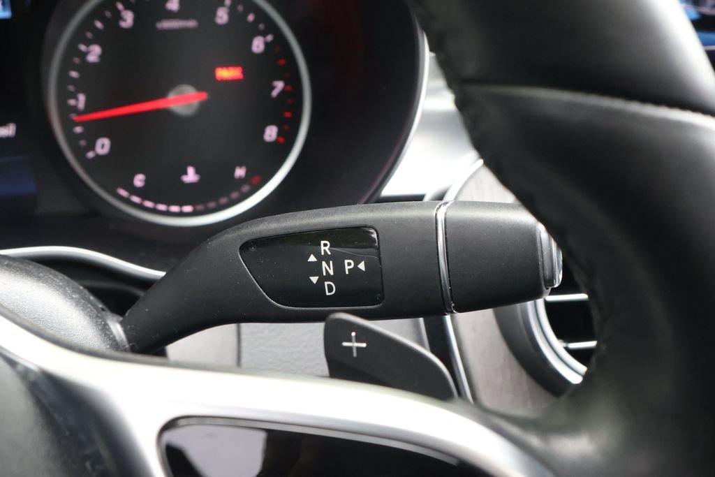 Used 2020 White Mercedes-Benz 4MATIC® image 18