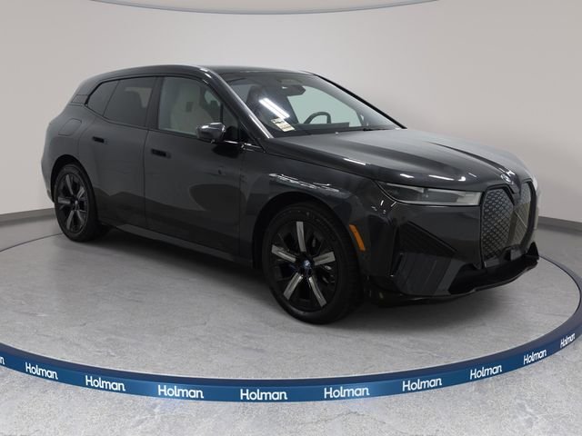 Certified Used 2025 Dark Graphite Metallic BMW xDrive50 image 3