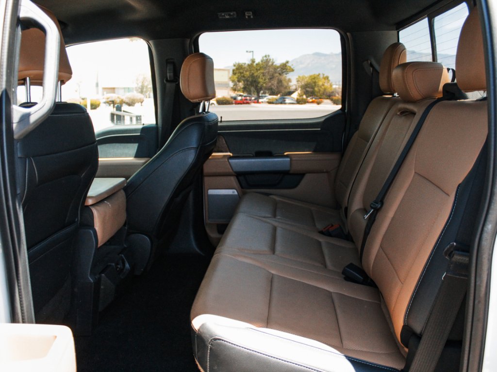 Used 2022 Oxford White Ford LARIAT image 24