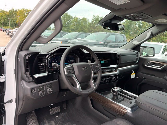 2026 Chevrolet Silverado 1500 RST - Photo 14