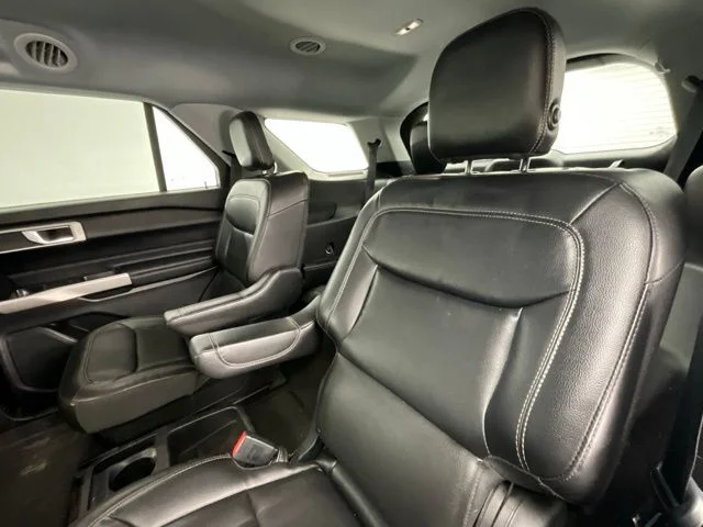 Used 2020 Silver Ford XLT image 7