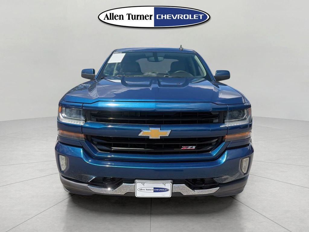 Used 2017 Blue Chevrolet LT image 2