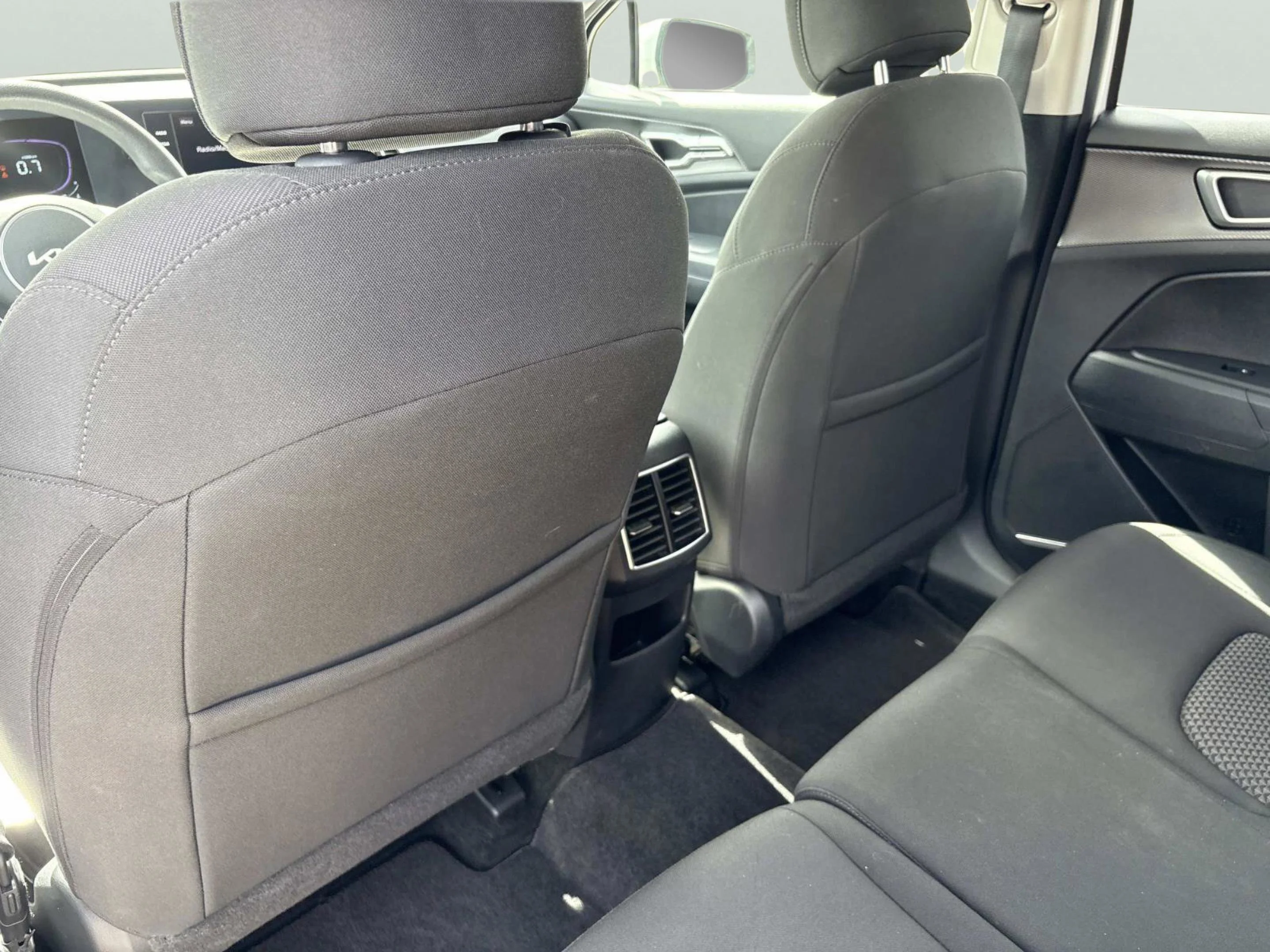 2024 Kia Sportage LX - Photo 16