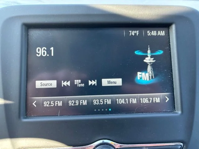 Used 2018 White Chevrolet LT image 14