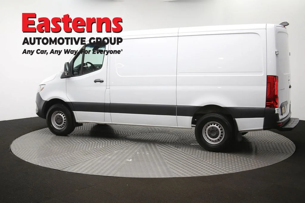 Used 2019 White Freightliner Base image 57