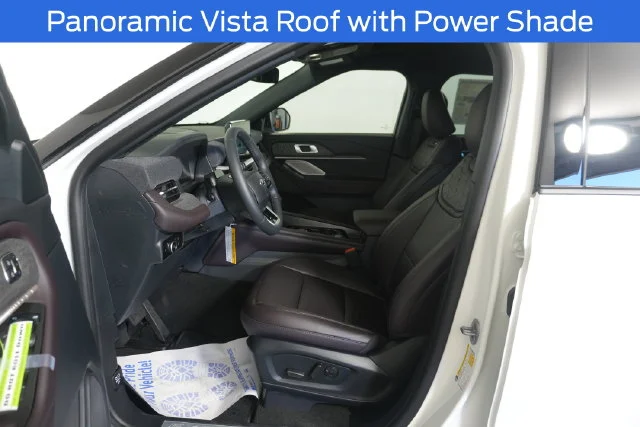 New 2027 Star White Metallic Tri-Coat Ford Platinum™ image 9