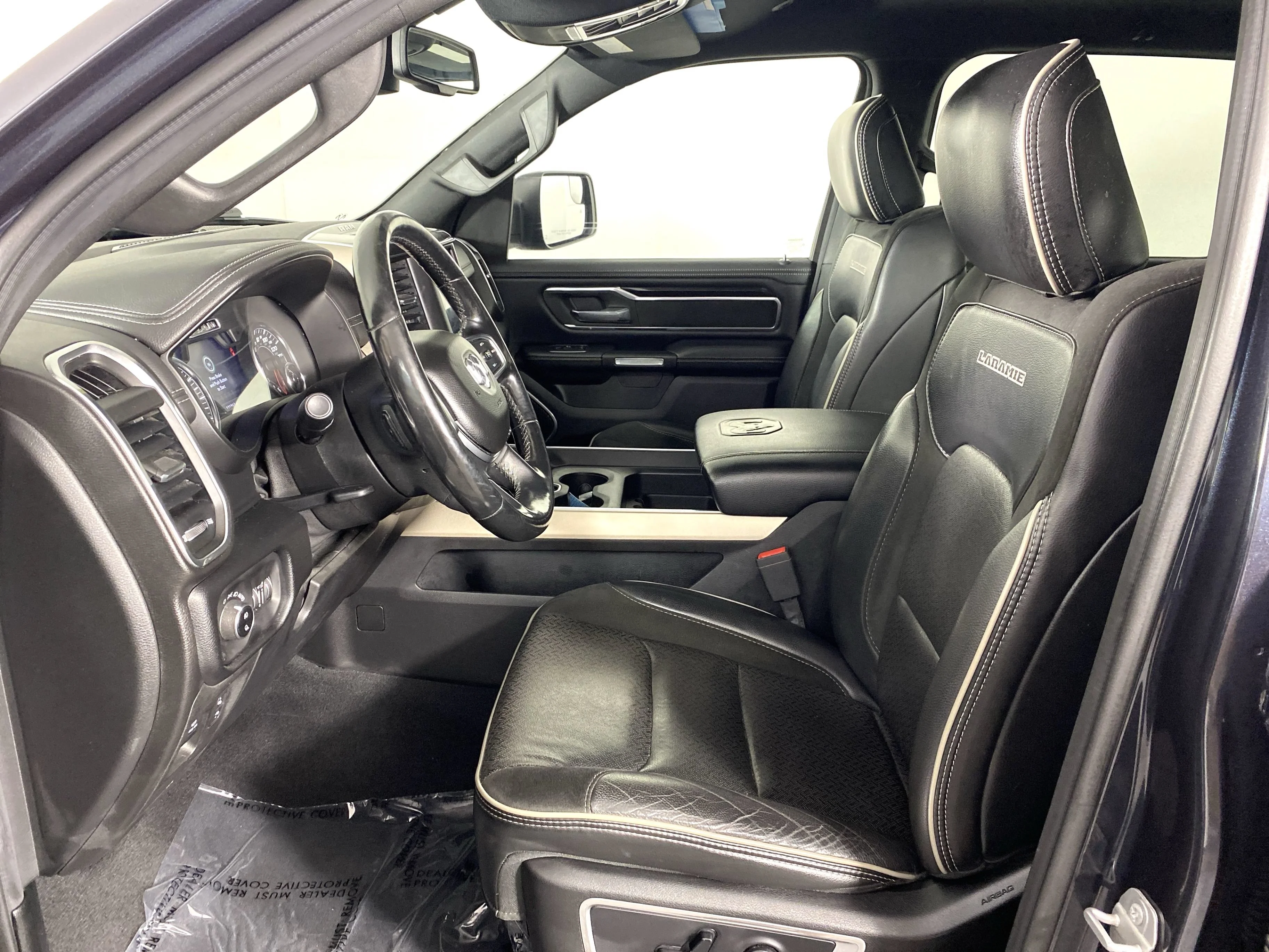 Used 2019 Maximum Steel Metallic Clearcoat Ram Laramie image 15