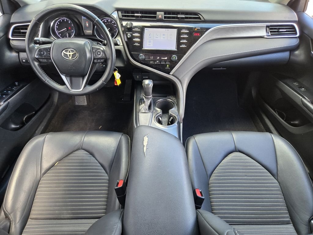 Used 2018 Gray Toyota SE image 18