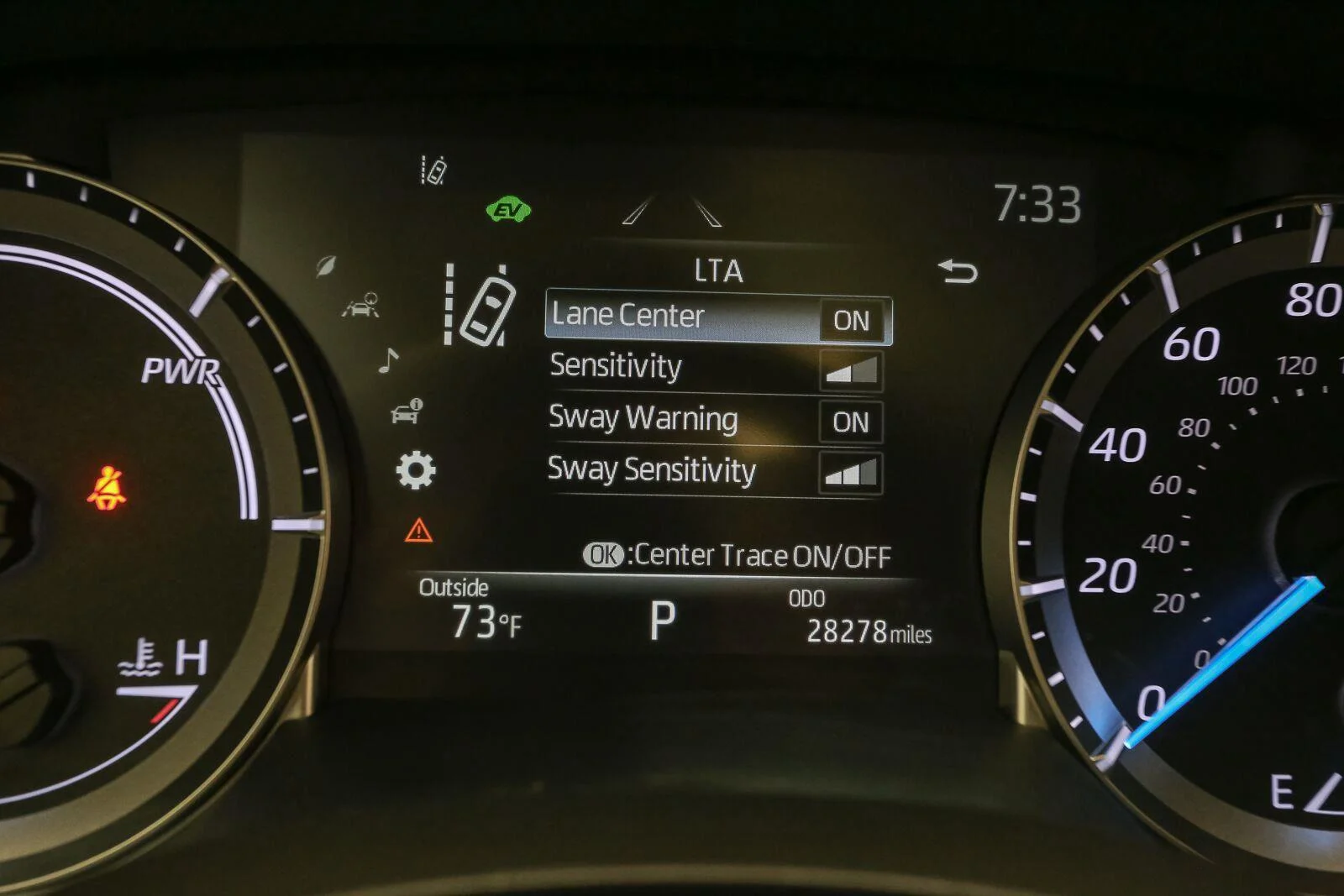 Used 2023 Moon Dust Toyota XLE image 40