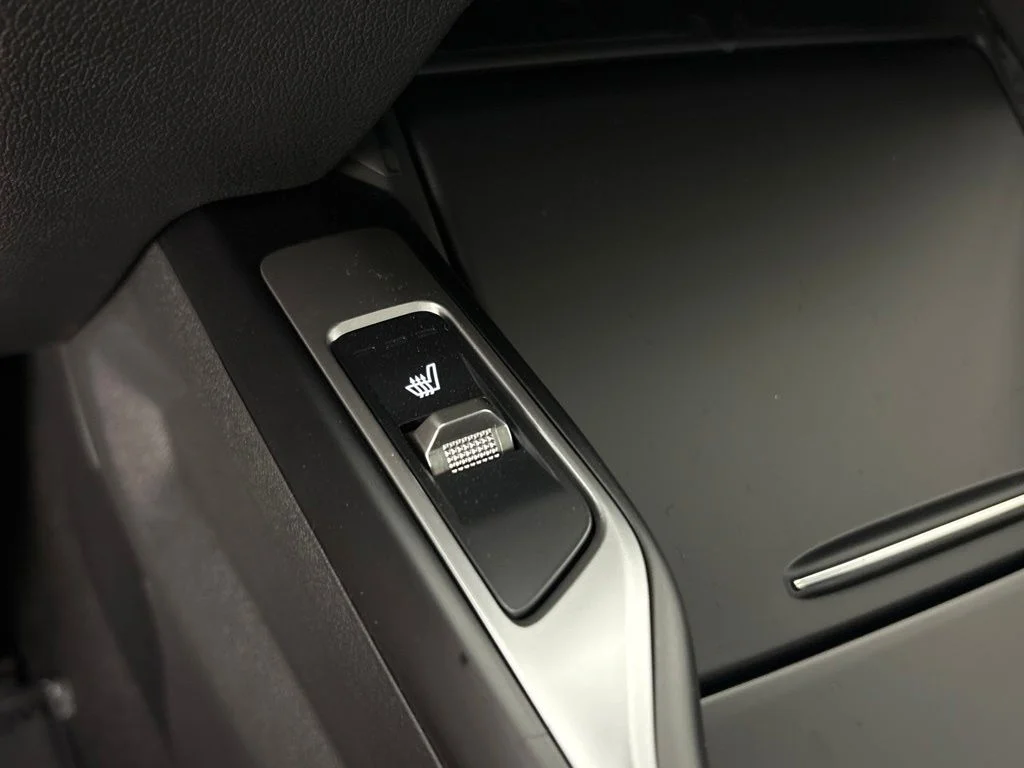 New 2026 Snow White Pearl Kia EX image 42