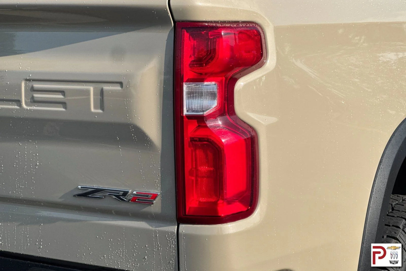 Used 2023 Beige Chevrolet ZR2 image 33