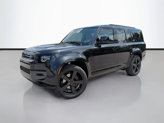 2026 Land Rover Defender 130 X-Dynamic SE