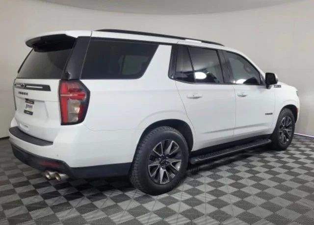 Used 2023 Summit White Chevrolet Z71 image 27