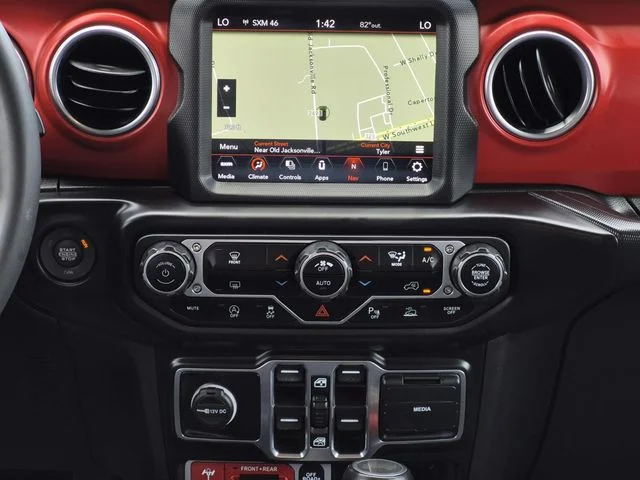 Used 2023 Black Clearcoat Jeep Rubicon image 19