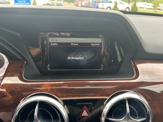 Used 2013 Black Mercedes-Benz GLK 350 image 18