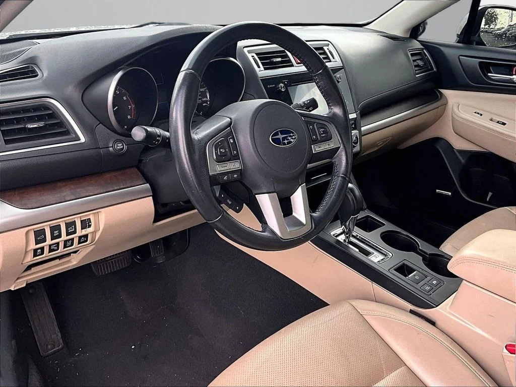 Used 2017 White Subaru 2.5i image 14