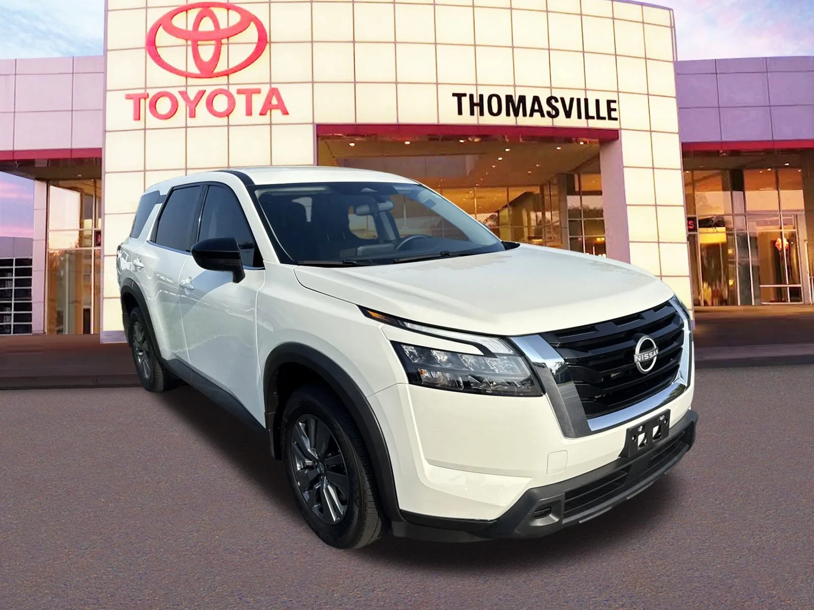 Used 2024 Glacier White Nissan  image 3