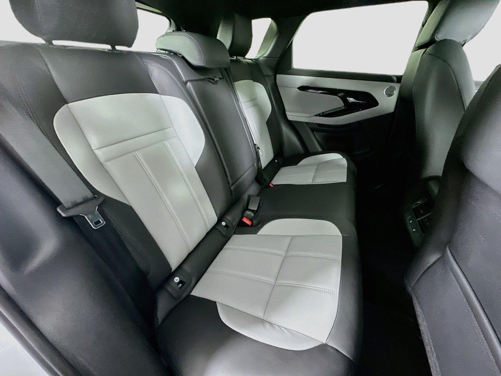 Certified Used 2026 Fuji White Land Rover Dynamic SE image 27