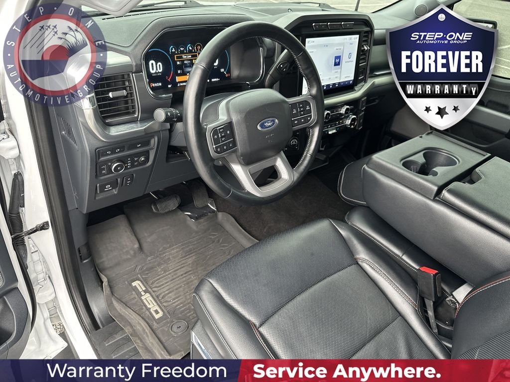 Used 2022 White Ford Lariat image 13