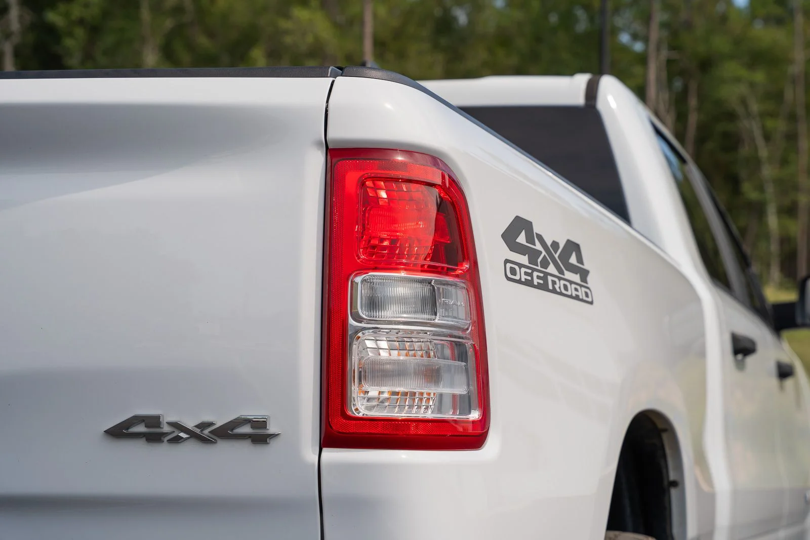 Used 2023 White Ram Big Horn/Lone Star image 16