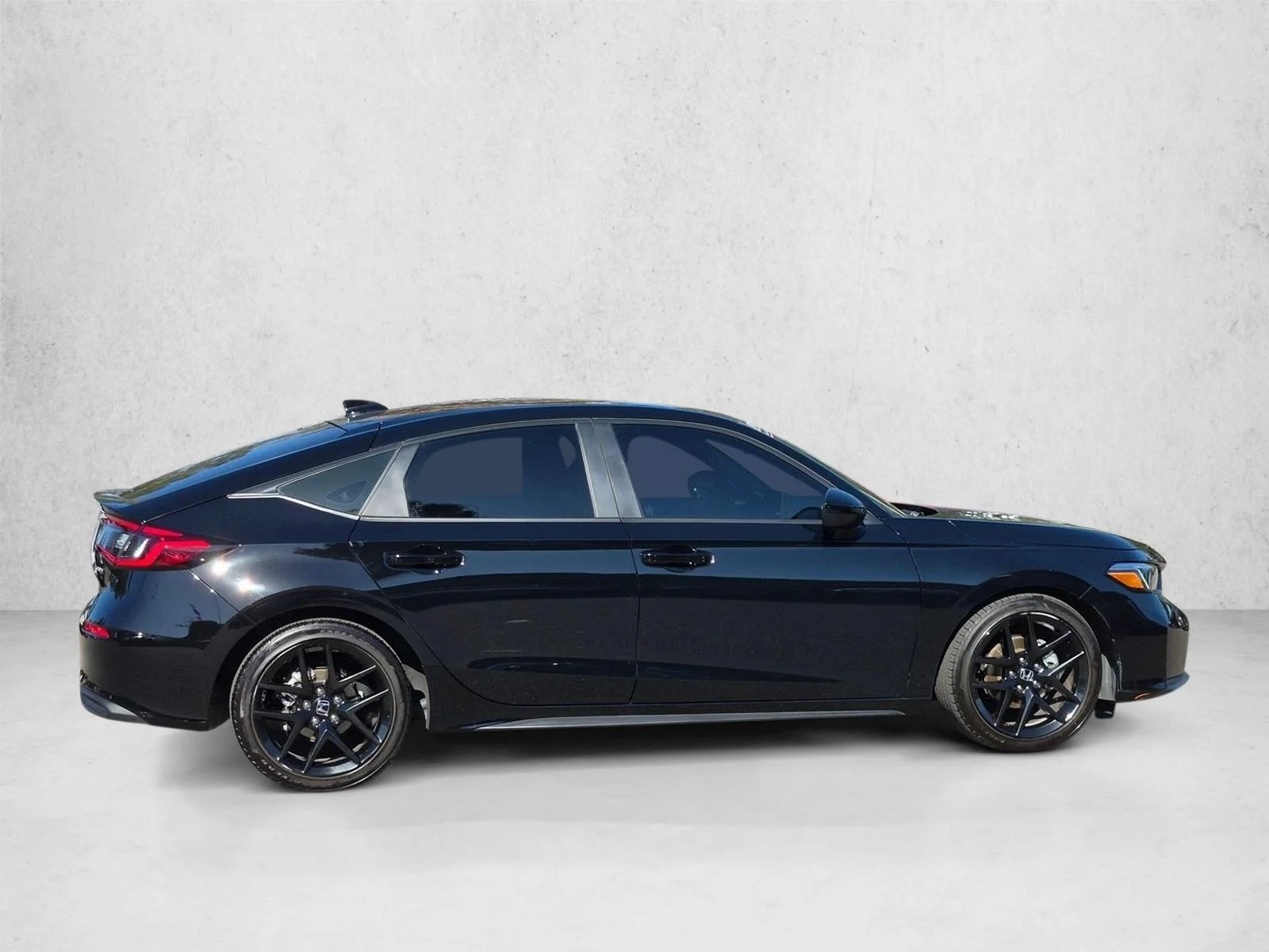 Used 2025 Crystal Black Pearl Honda Sport image 4