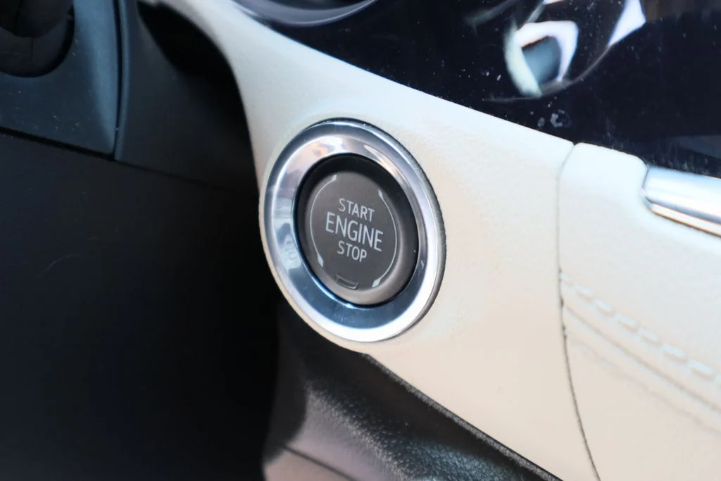 Used 2022 Gray Buick Essence image 19