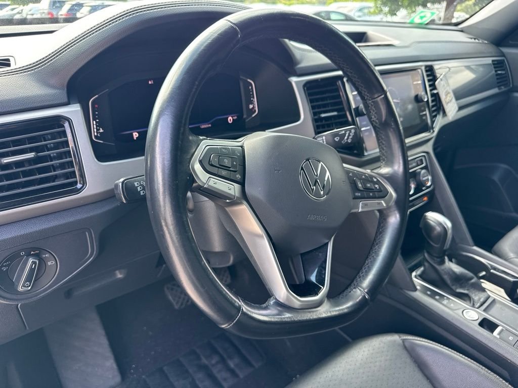 Used 2020 Gray Volkswagen 3.6L V6 SEL image 9