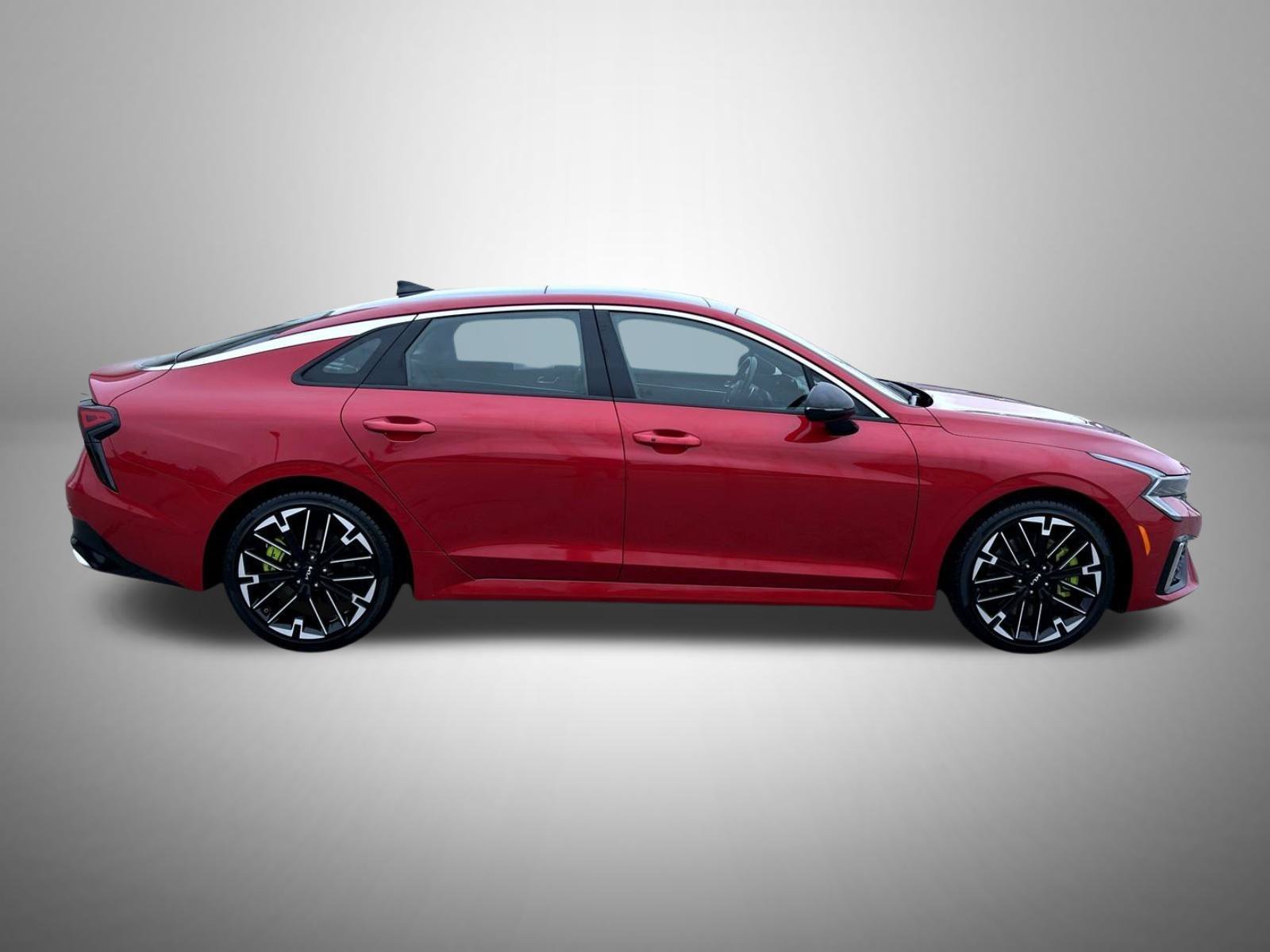 2025 Kia K5 GT - Photo 5