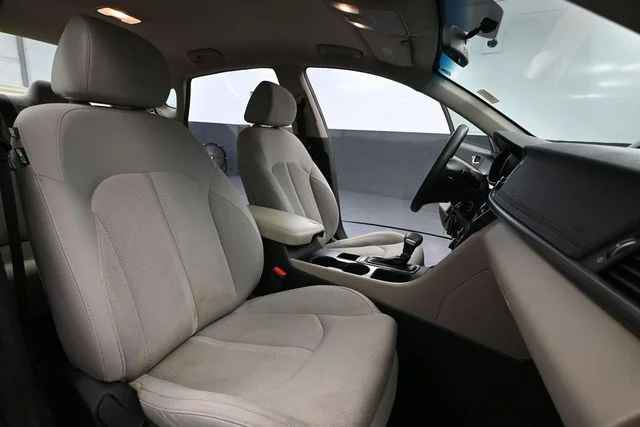 Used 2016 Green Kia LX image 38