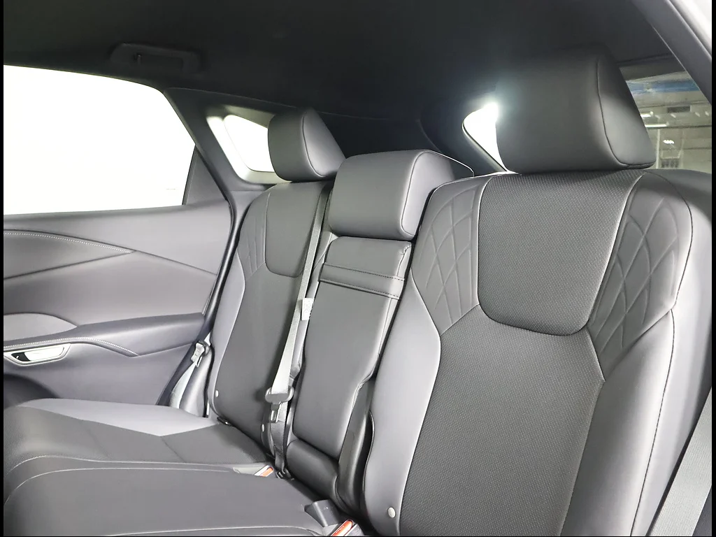 Certified Used 2026 IRIDIUM Lexus F SPORT Design image 10