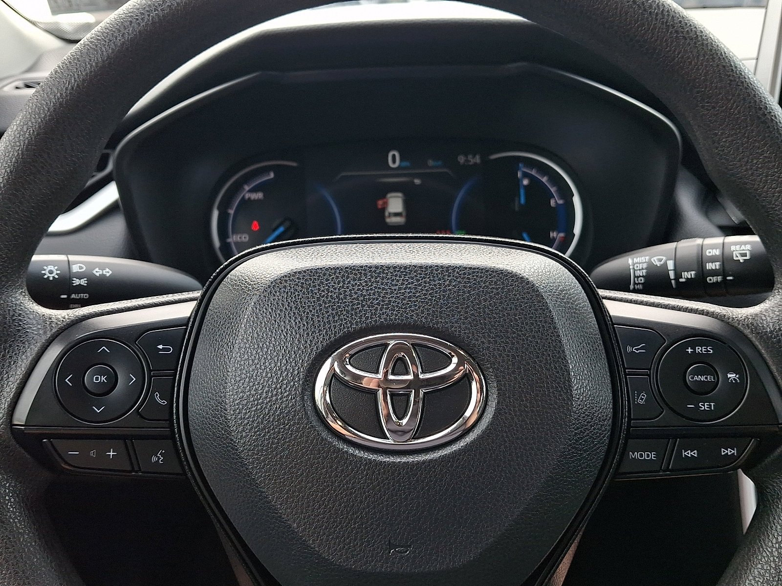 Used 2025 Silver Sky Metallic Toyota Hybrid XLE image 17