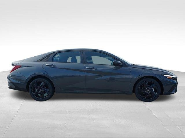 New 2026 Gray Hyundai SEL Sport image 17