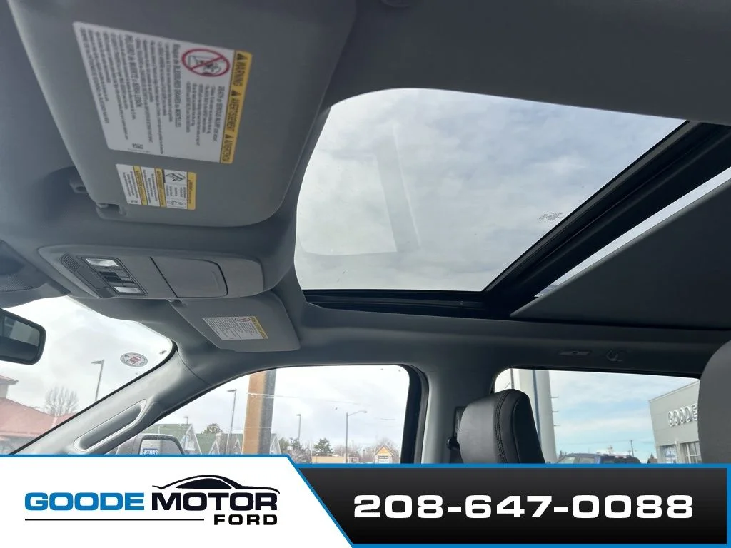 2025 Ford F-250 Super Duty XLT - Photo 17