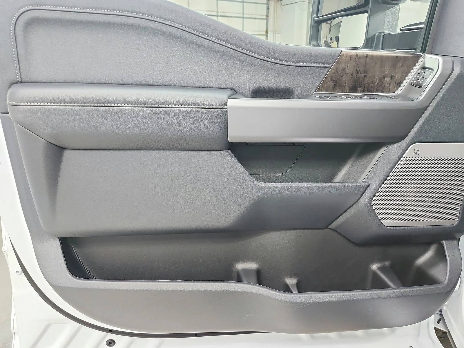 New 2026 White Ford Lariat image 33