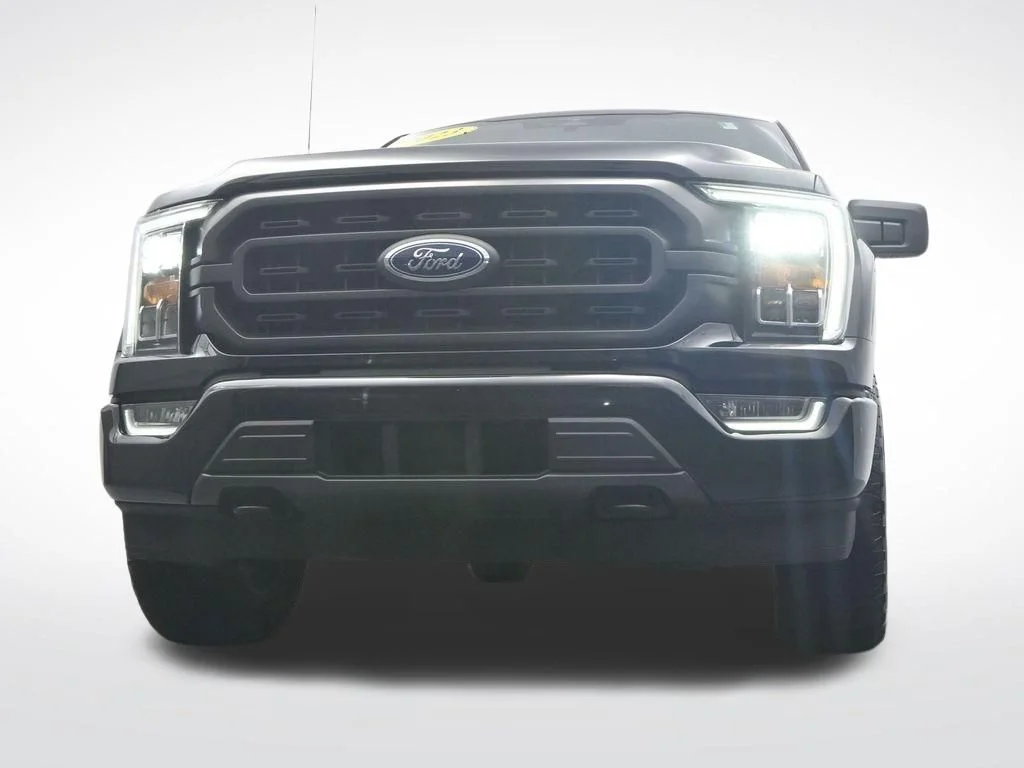 Used 2023 Black Ford XLT image 39