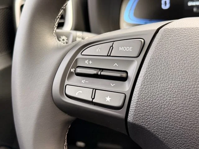Used 2026 Silver Hyundai SEL image 19
