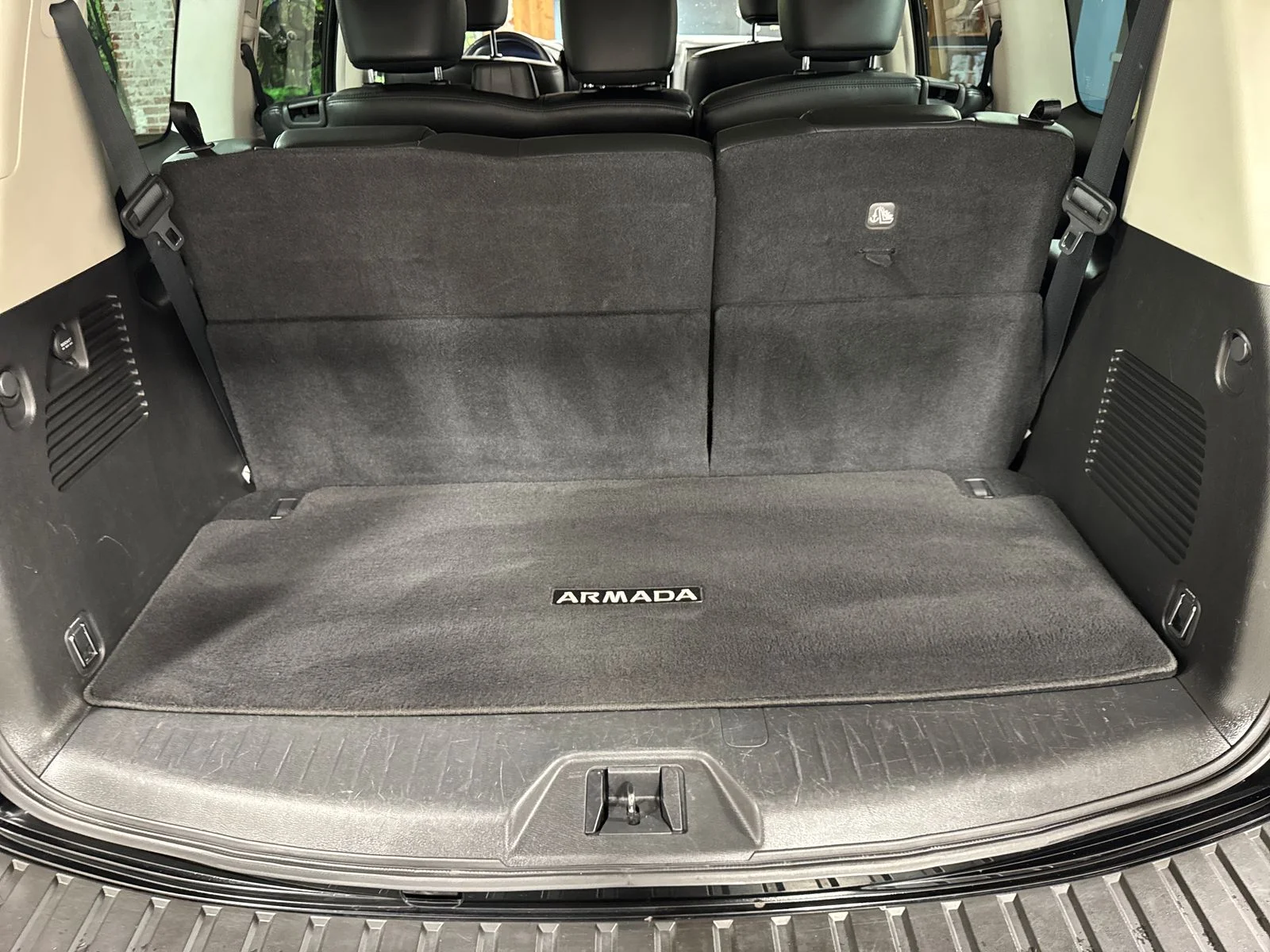 Used 2023 Black Nissan SV image 28