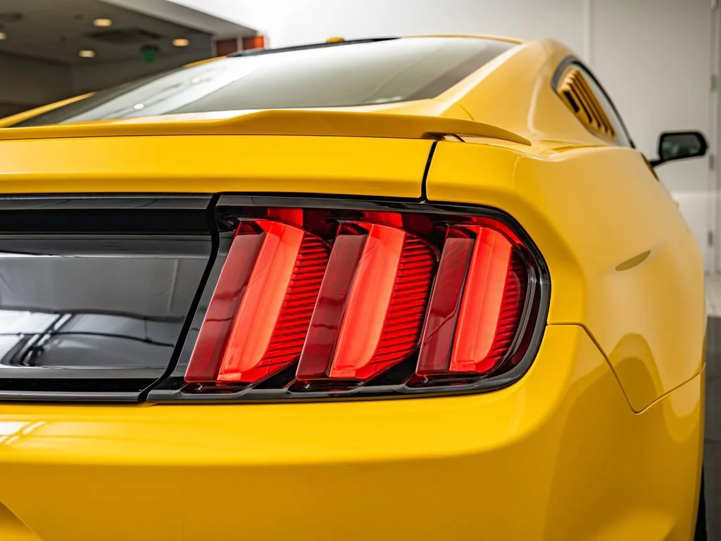Used 2015 Yellow Ford GT Premium image 16