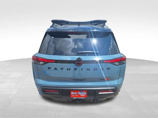 New 2026 Baltic Teal Pearl / Super Black Two-tone Nissan Rock Creek® image 6