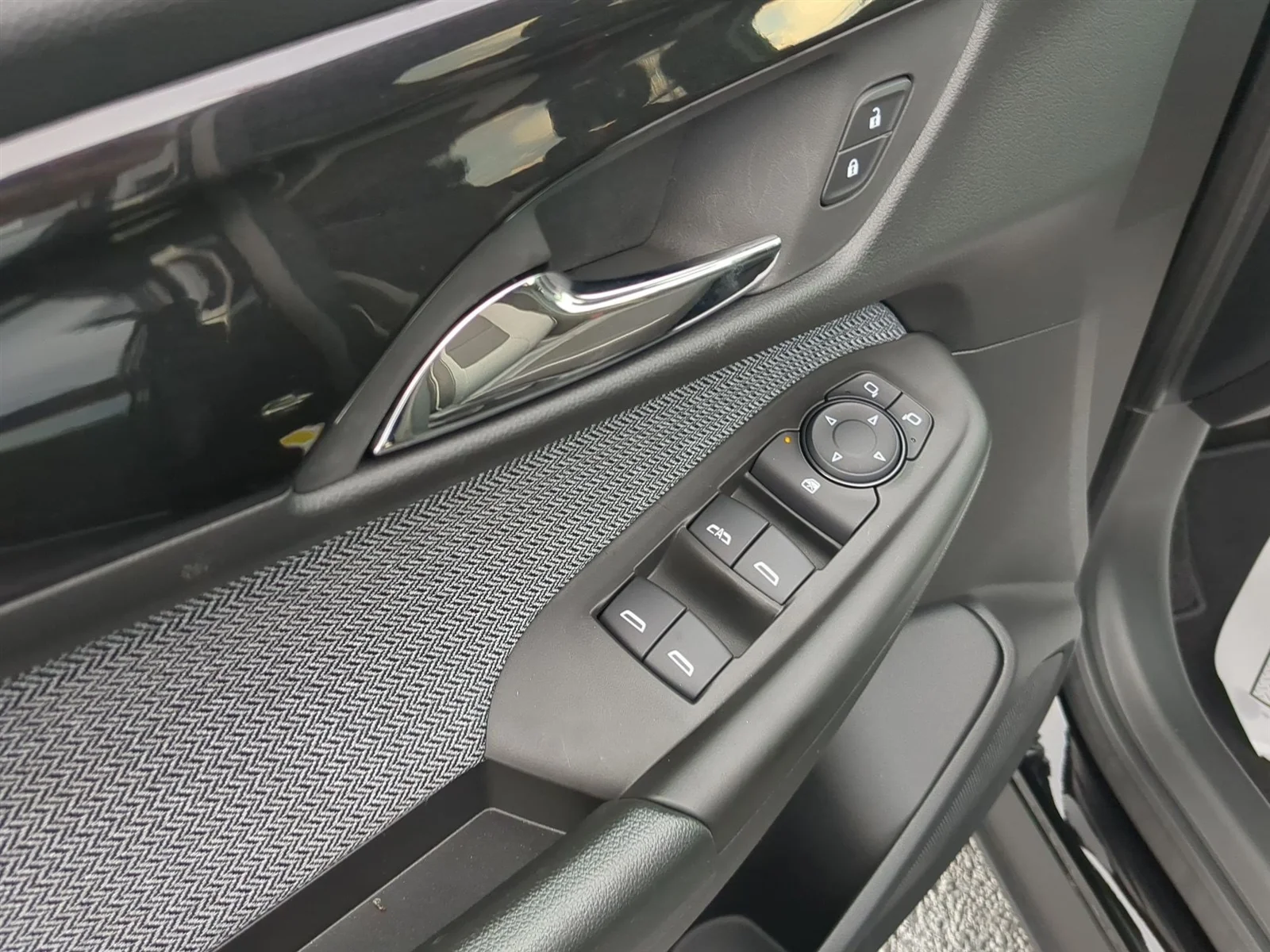 New 2026 Mosaic Black Metallic Chevrolet LT image 45